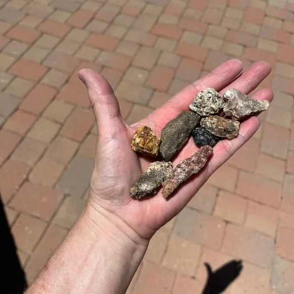 Eight Rocks - Picture 4 of 14